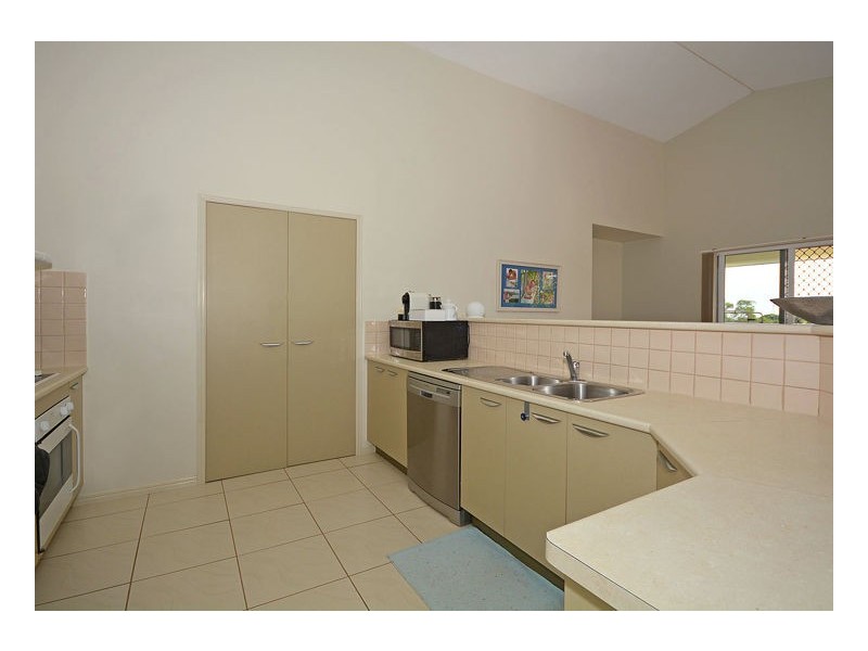 18 Annette Street, Dundowran Beach QLD 4655