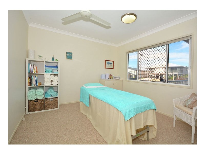 18 Annette Street, Dundowran Beach QLD 4655