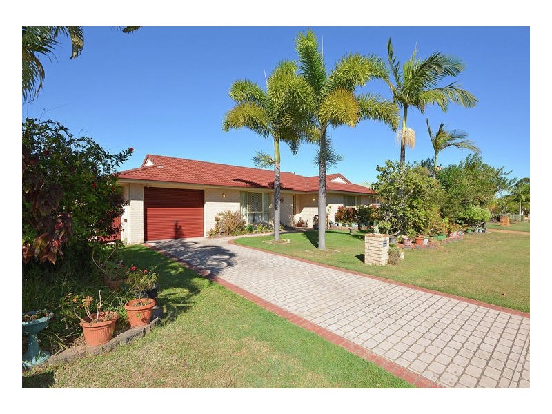 15 Lester Crescent, Torquay QLD 4655