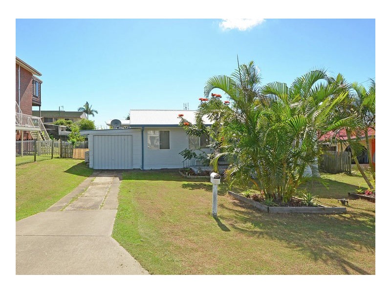 33 John Street, Scarness QLD 4655