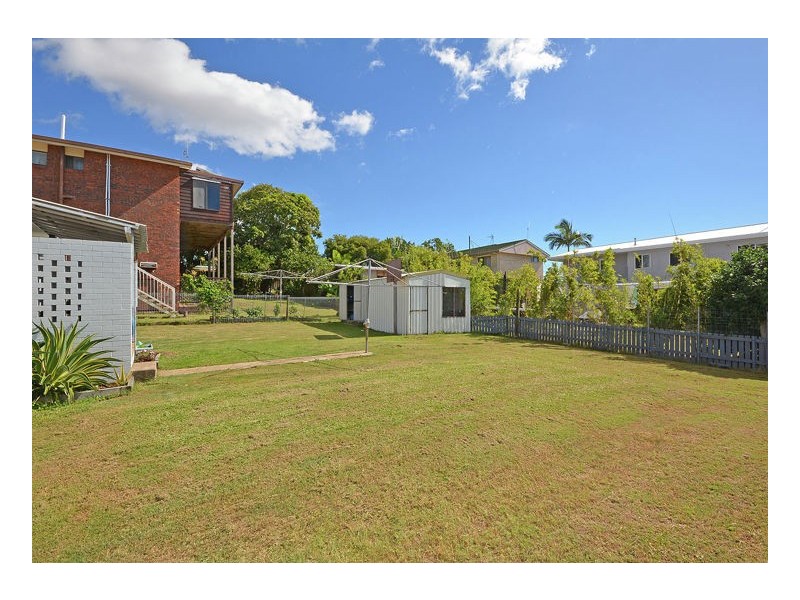 33 John Street, Scarness QLD 4655