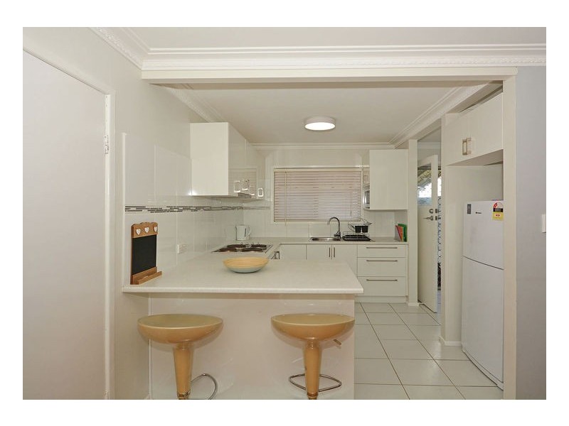 33 John Street, Scarness QLD 4655