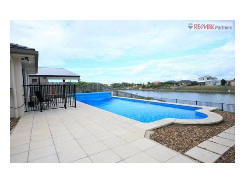 67 Endeavour Way, Eli Waters QLD 4655