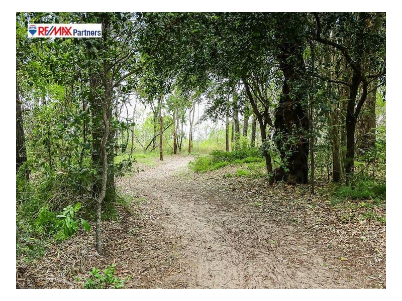 132 Kingfisher Parade, Toogoom QLD 4655