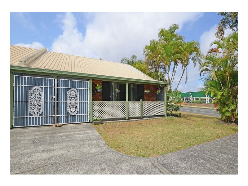 1/12 Denmans Camp Road, Torquay QLD 4655