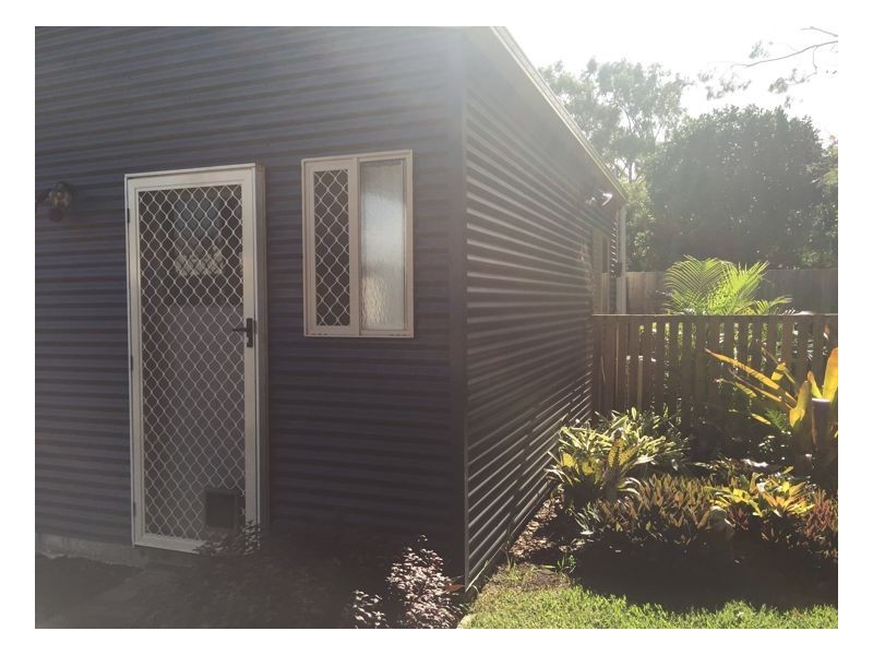 16b Richard STreet, Urangan QLD 4655