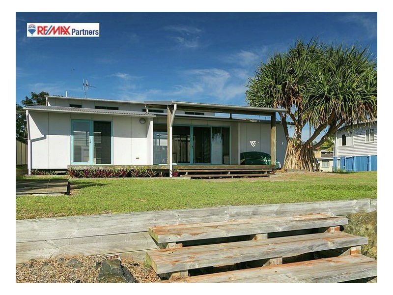 42 Moreton Street, Toogoom QLD 4655
