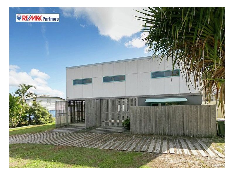 42 Moreton Street, Toogoom QLD 4655
