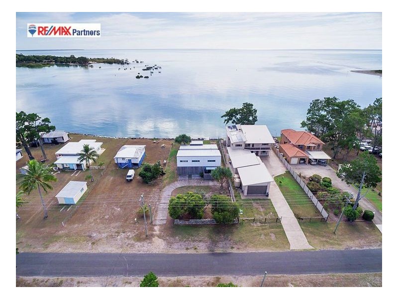 42 Moreton Street, Toogoom QLD 4655