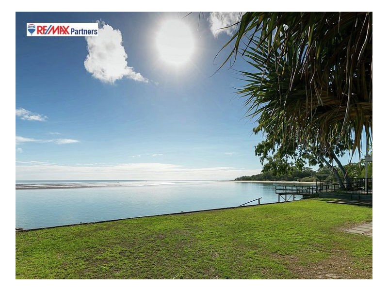 42 Moreton Street, Toogoom QLD 4655