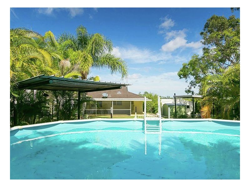 1 Oakes Drive, Burrum Heads QLD 4659