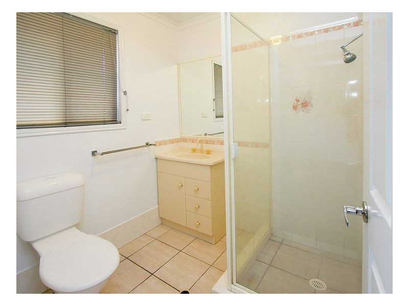 1 Oakes Drive, Burrum Heads QLD 4659