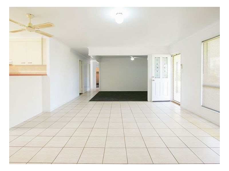 1 Oakes Drive, Burrum Heads QLD 4659
