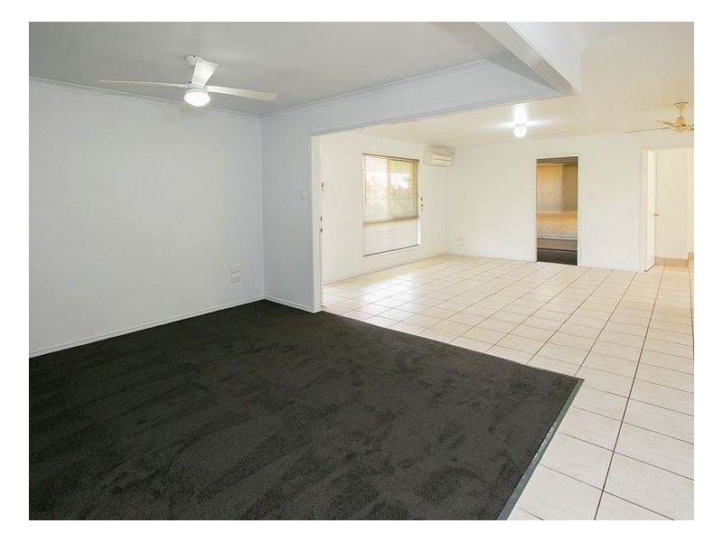 1 Oakes Drive, Burrum Heads QLD 4659