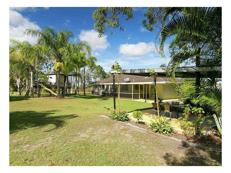 1 Oakes Drive, Burrum Heads QLD 4659