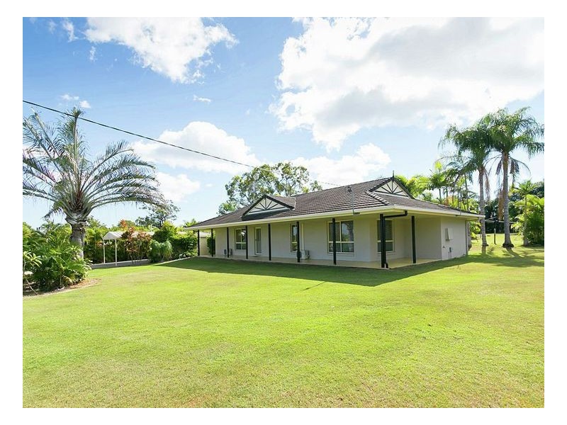 1 Oakes Drive, Burrum Heads QLD 4659