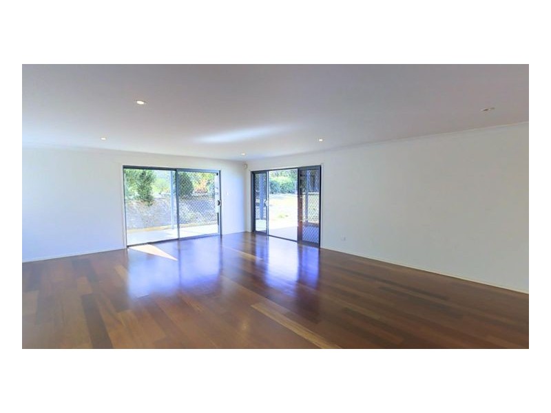 4 Bonnie Place, Craignish QLD 4655