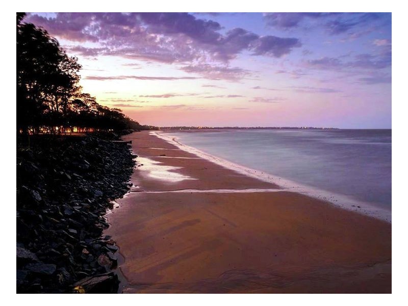443-444 Esplanade, Torquay QLD 4655