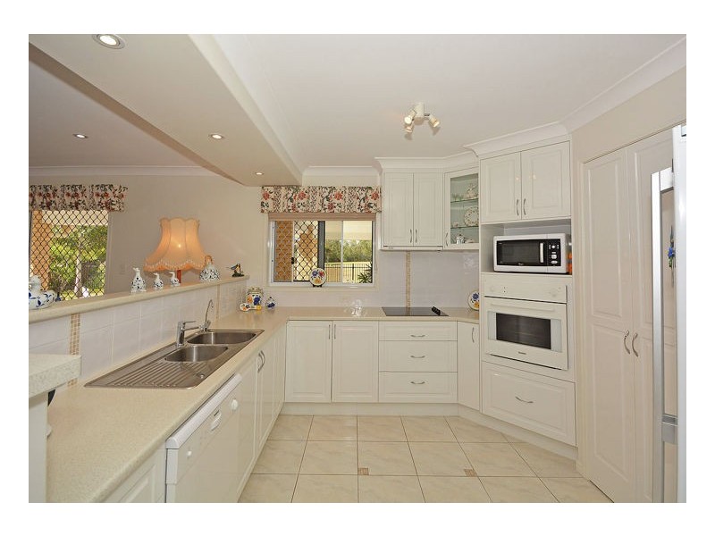 10 Barramundi Drive, Burrum Heads QLD 4659