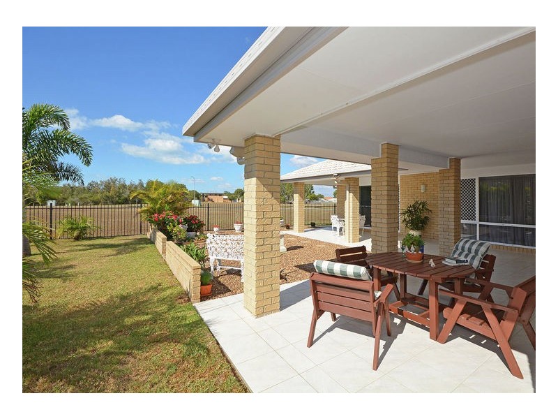 10 Barramundi Drive, Burrum Heads QLD 4659