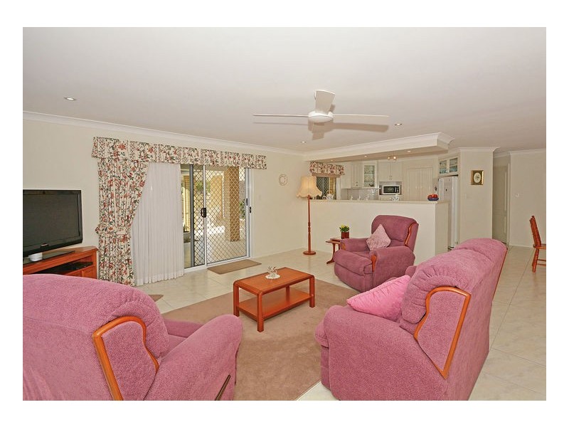 10 Barramundi Drive, Burrum Heads QLD 4659