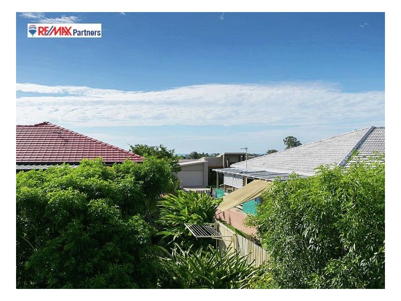 6 Elaine Court, Scarness QLD 4655