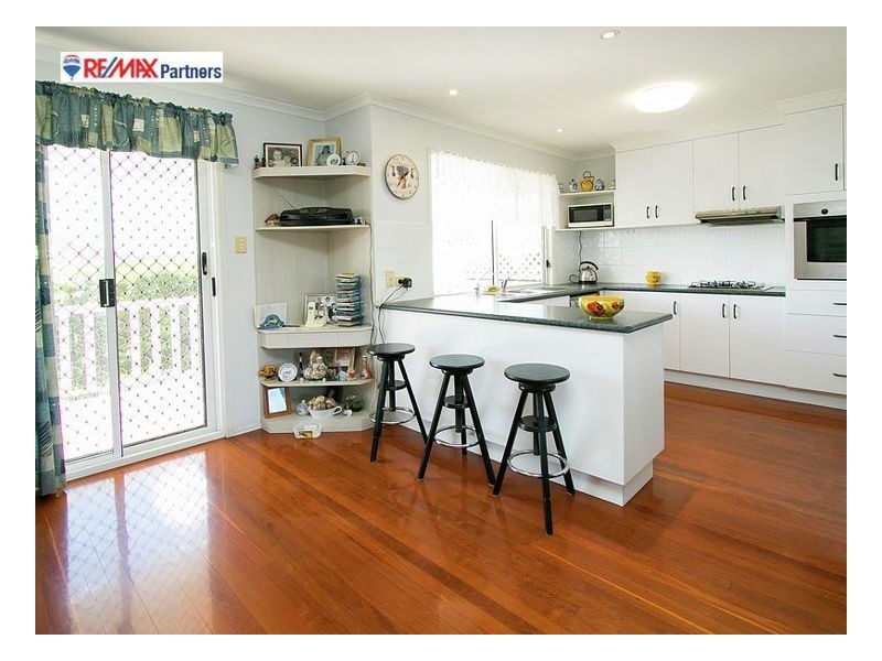6 Elaine Court, Scarness QLD 4655