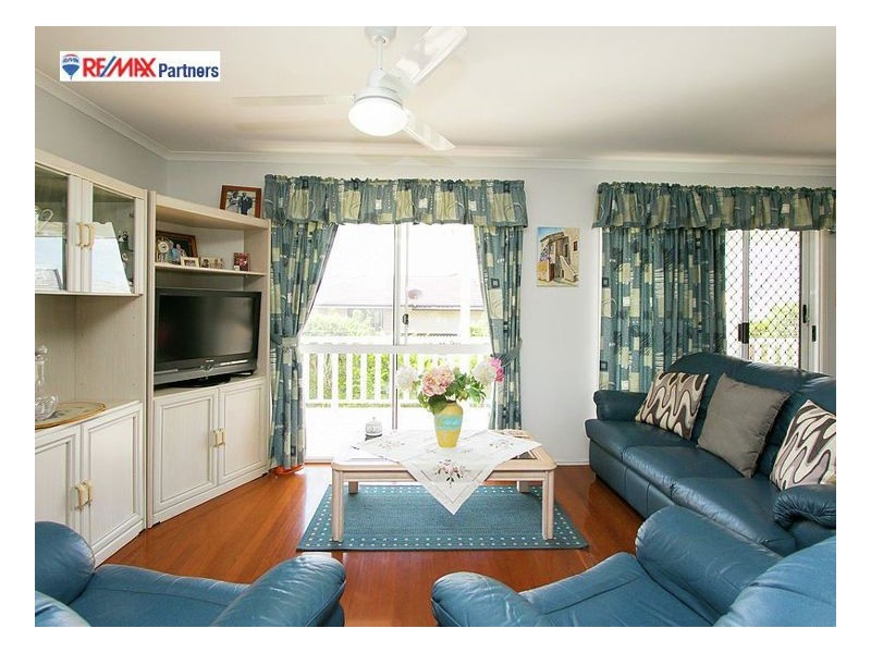 6 Elaine Court, Scarness QLD 4655