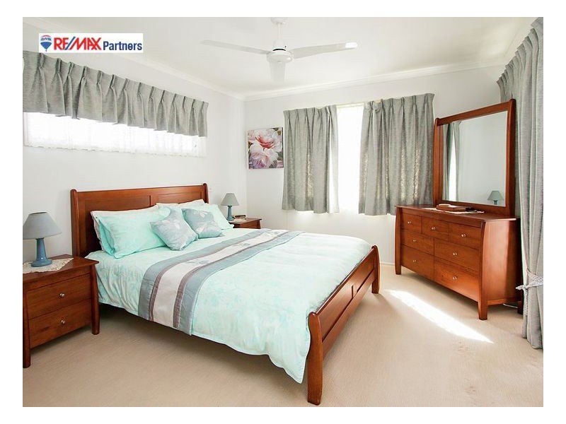6 Elaine Court, Scarness QLD 4655