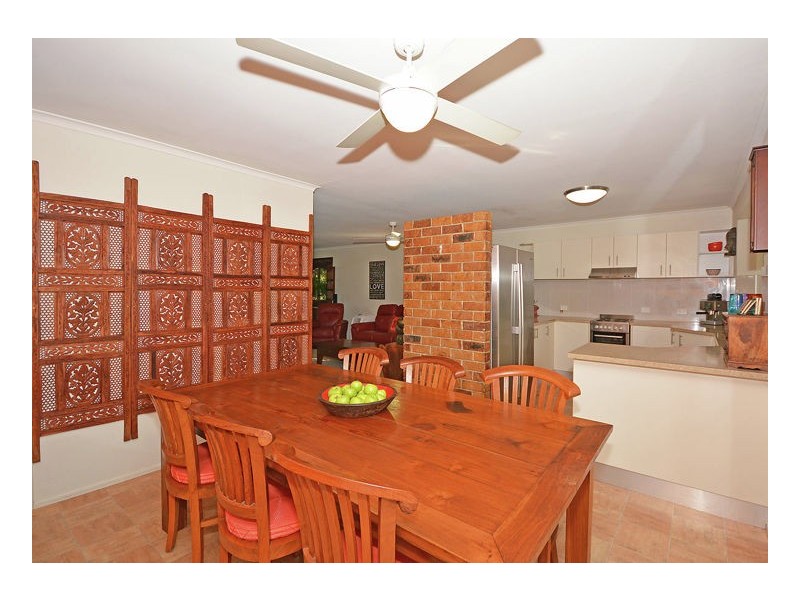 16 Hastings Street, Pialba QLD 4655