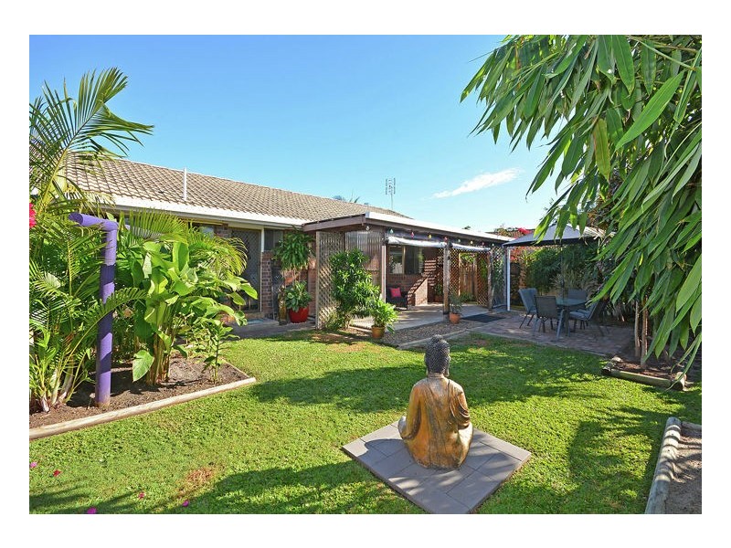 16 Hastings Street, Pialba QLD 4655