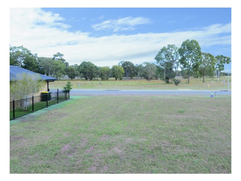 9 Sirenia Drive, Burrum Heads QLD 4659