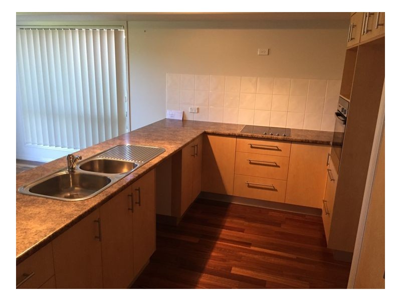 7 Adam Court, Urangan QLD 4655