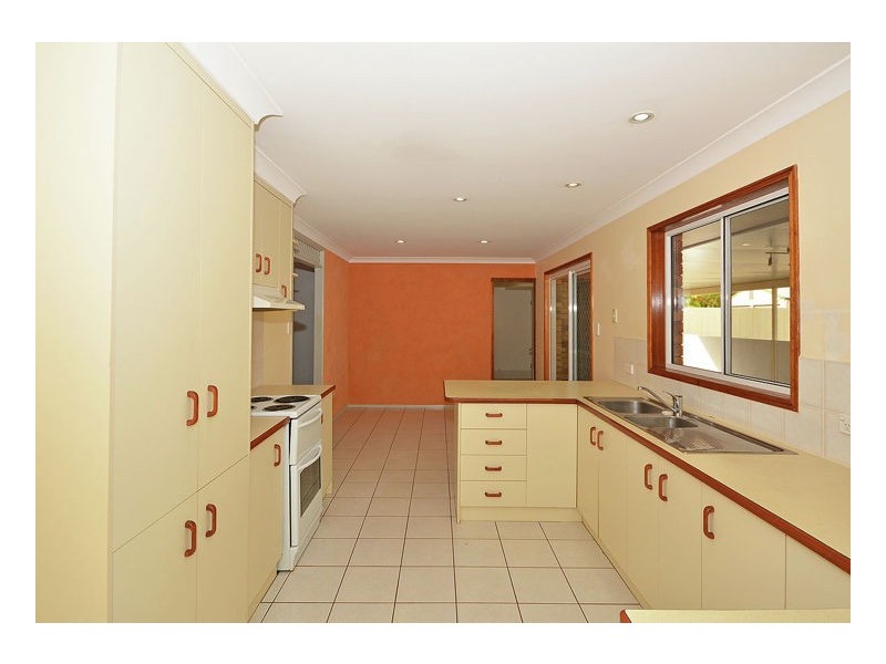 25 Cedar Crescent, Kawungan QLD 4655