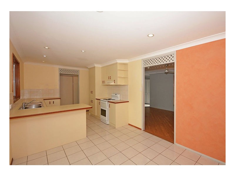 25 Cedar Crescent, Kawungan QLD 4655