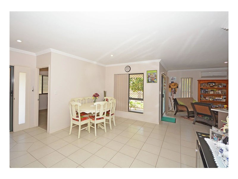 5 Lancaster Circuit, Urraween QLD 4655