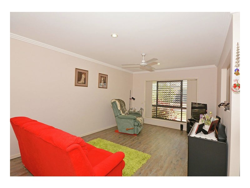 5 Lancaster Circuit, Urraween QLD 4655