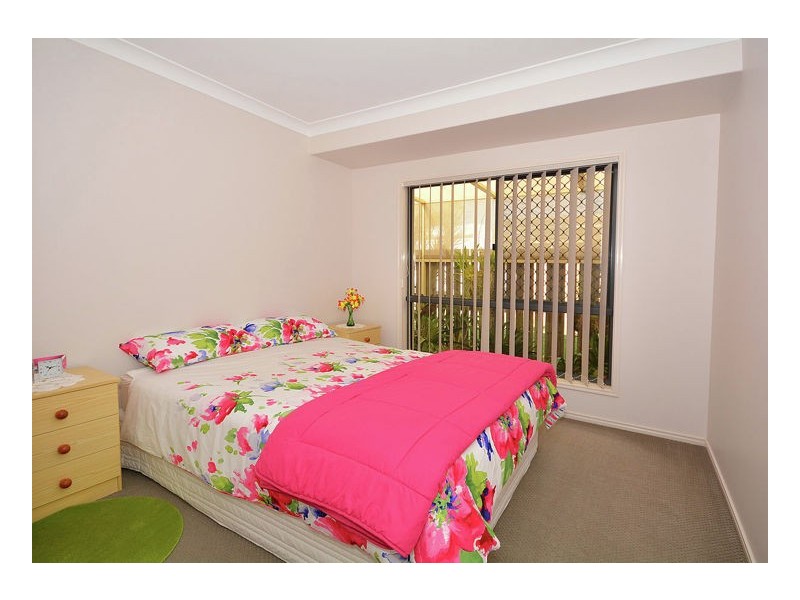 5 Lancaster Circuit, Urraween QLD 4655