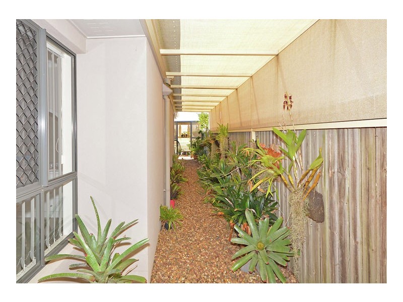 5 Lancaster Circuit, Urraween QLD 4655