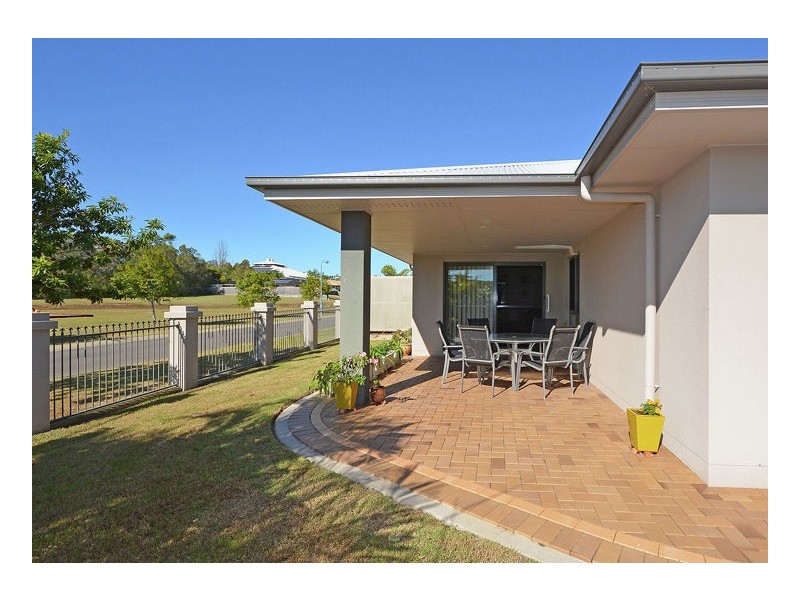 5 Lancaster Circuit, Urraween QLD 4655