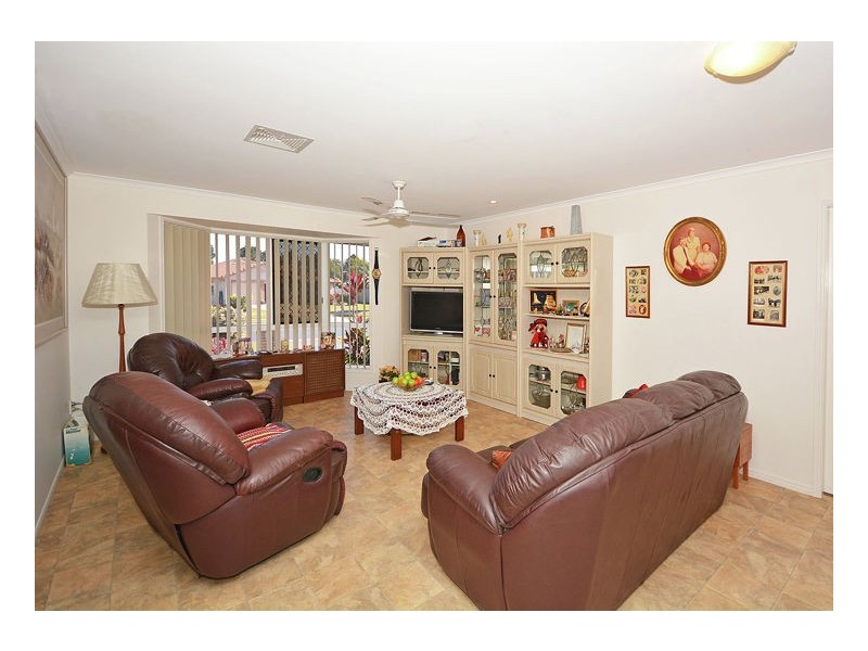 54 Kookaburra Drive, Eli Waters QLD 4655