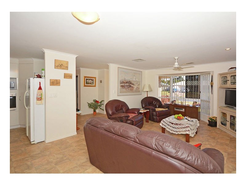 54 Kookaburra Drive, Eli Waters QLD 4655