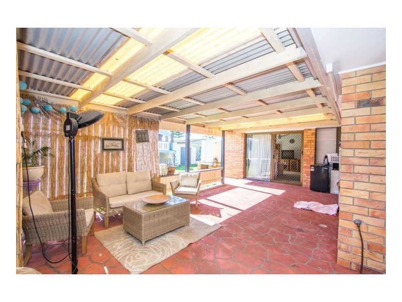 34 Wonga Street, Scarness QLD 4655