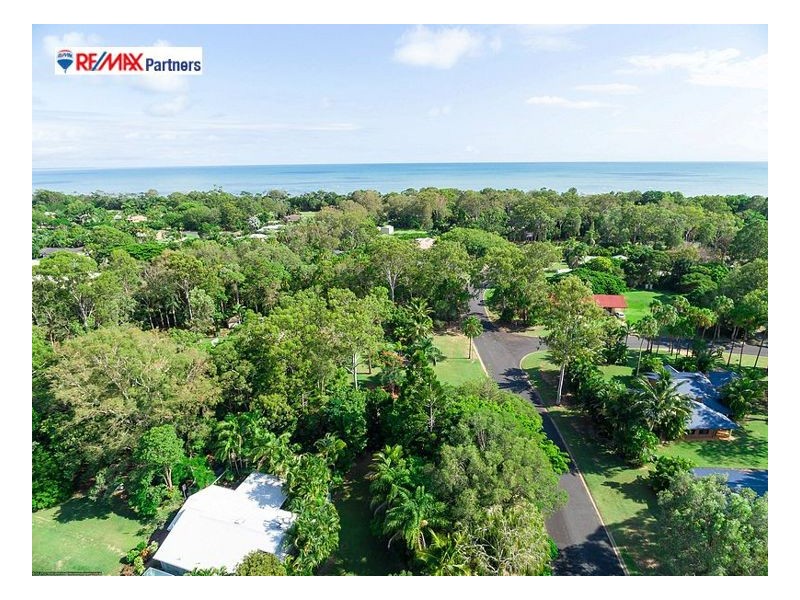 2 Palmwood Dr, Dundowran Beach QLD 4655