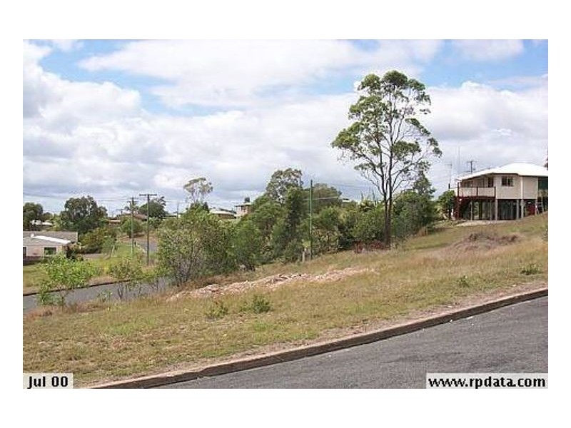 2 Tern Ct, River Heads QLD 4655