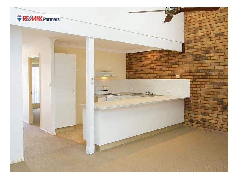 2/63 Hillyard Street, Pialba QLD 4655