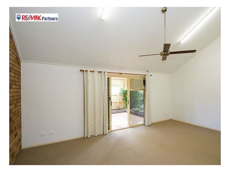 2/63 Hillyard Street, Pialba QLD 4655