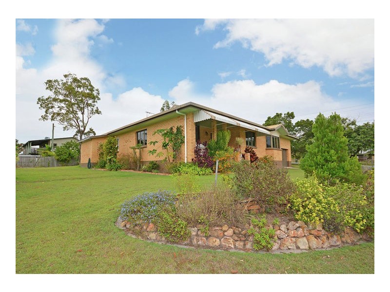1 High Point Rd, Dundowran QLD 4655
