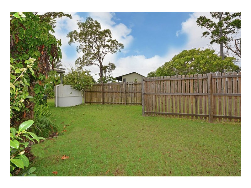 1 High Point Rd, Dundowran QLD 4655