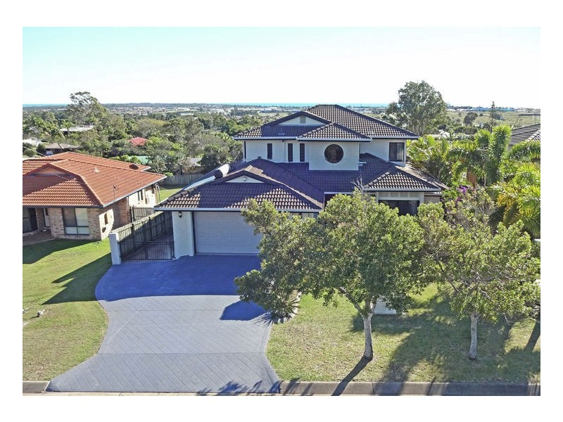 17 Christensen Street, Urraween QLD 4655